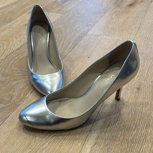 Coach Silver Heels